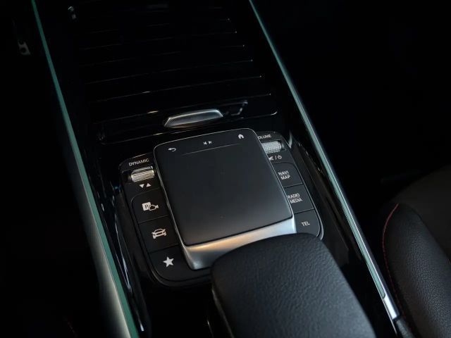 Mercedes-Benz GLB 200 AMG Line