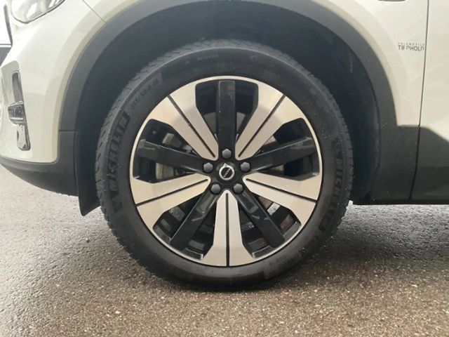 Volvo XC40 Dark Plus T5