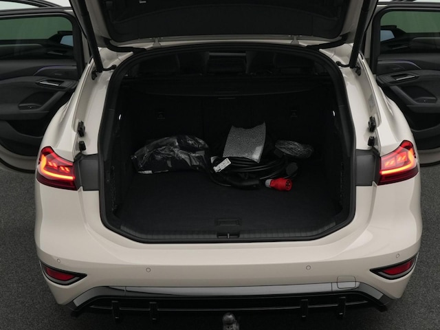 Audi A6 e-tron Avant