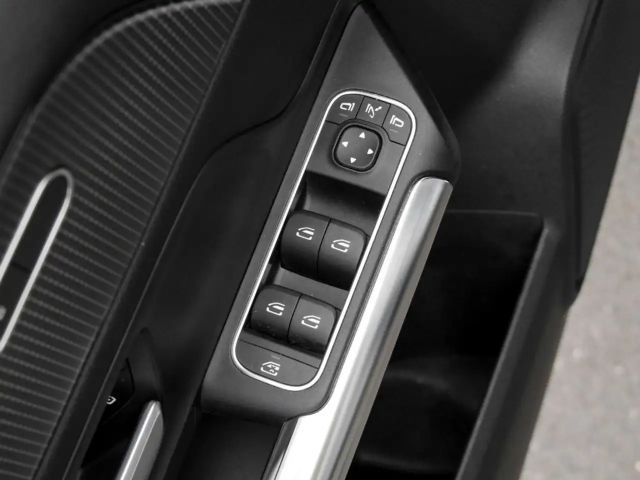 Mercedes-Benz GLA 200 Progressive