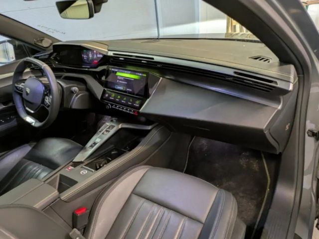 Peugeot 408 130 EAT8 GT-Line PureTech