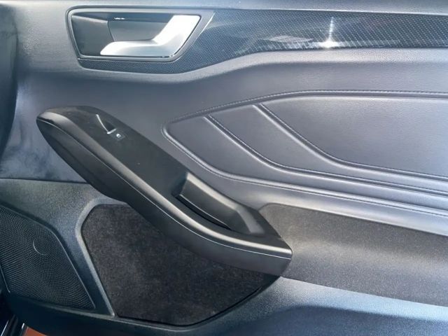 Ford Focus ST Line Wagon