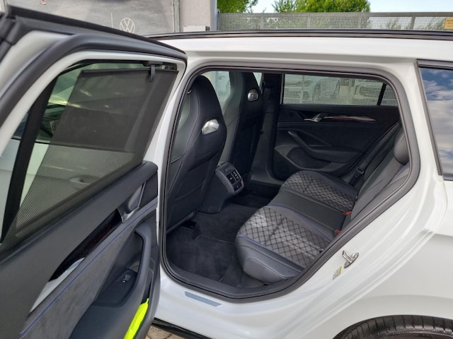 Volkswagen Passat 2.0 TDI R-Line Variant