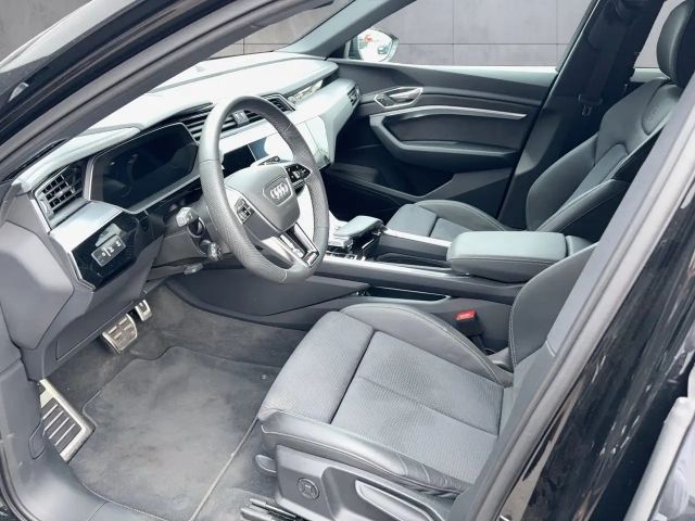 Audi Q8 e-tron 55 Business Quattro