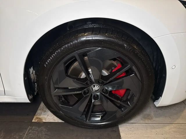 Skoda Octavia 2.0 TSI Combi RS