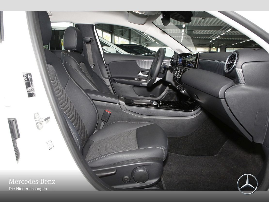 Mercedes-Benz A 200 Progressive