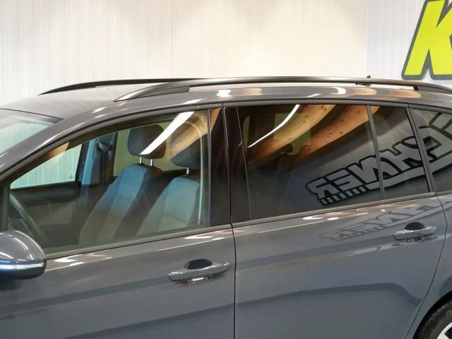 Volkswagen Touran 1.5 TSI DSG