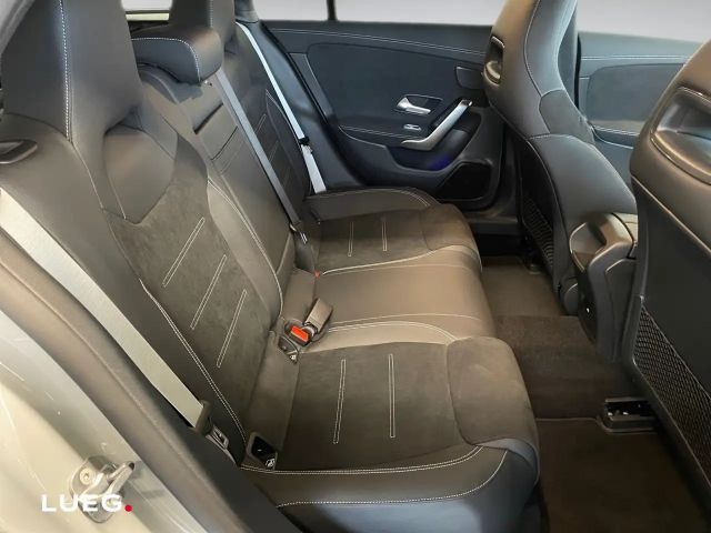 Mercedes-Benz CLA 180 AMG Line Shooting Brake