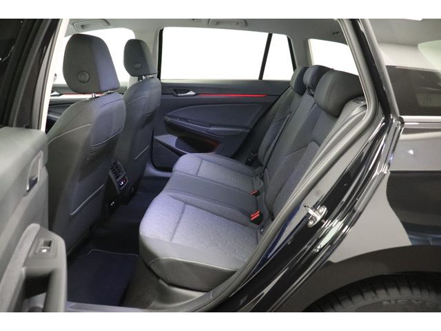 Volkswagen Golf Life Variant
