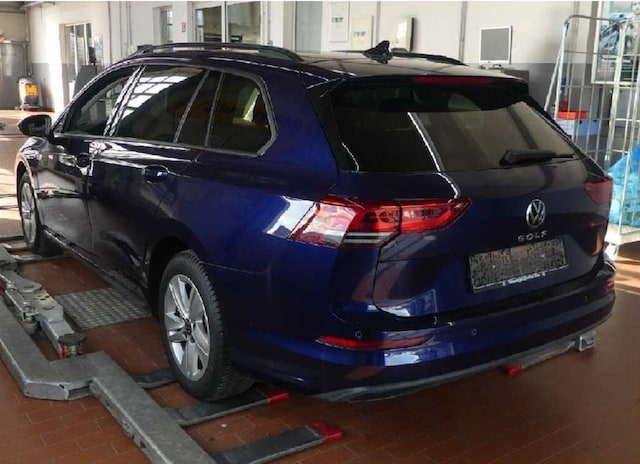 Volkswagen Golf 2.0 TDI Life Variant