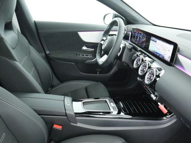 Mercedes-Benz CLA 200 Shooting Brake