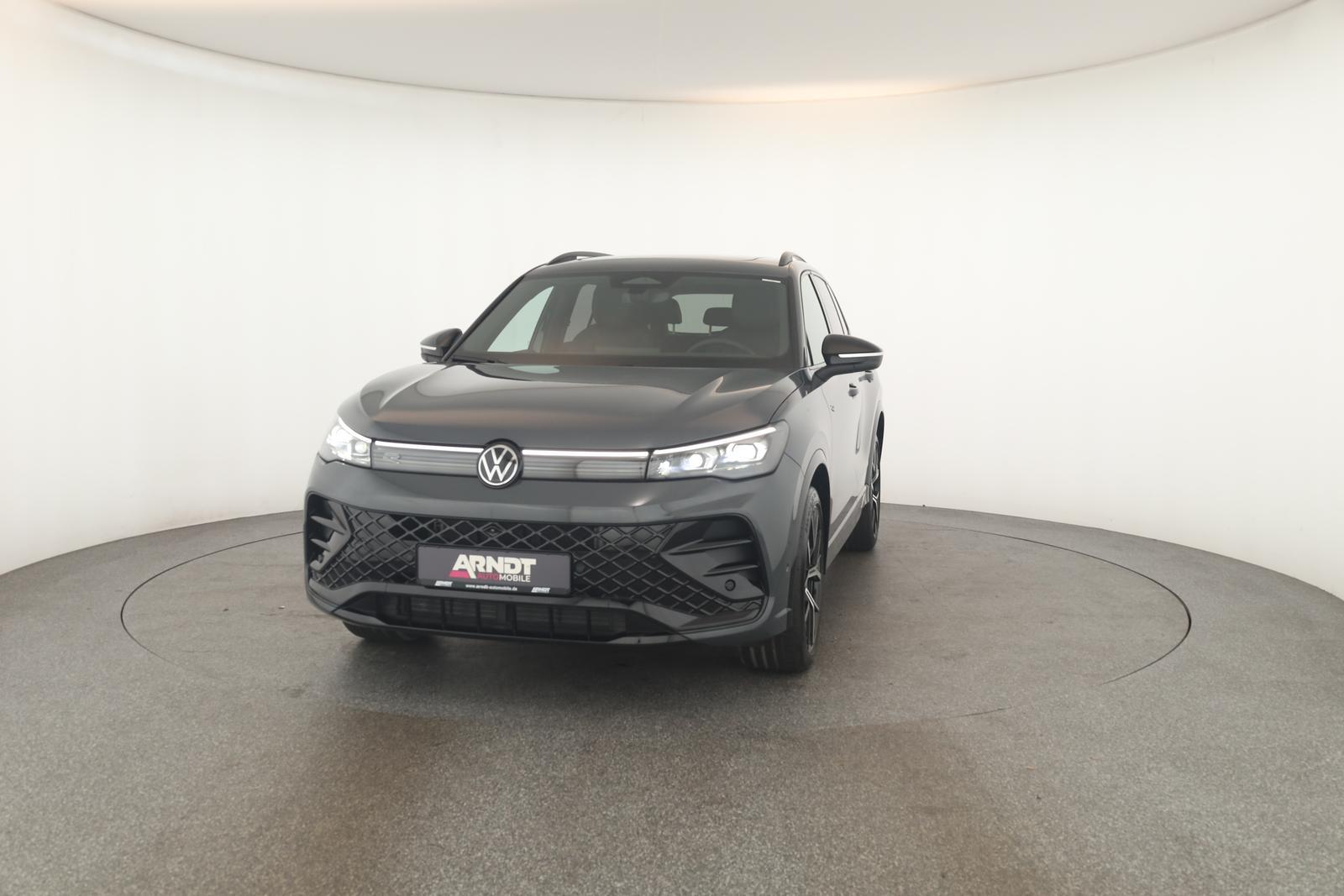 Volkswagen Tiguan 2.0 TSI DSG IQ.Drive R-Line