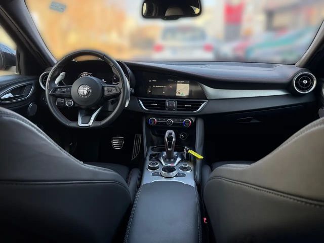 Alfa Romeo Giulia Q4