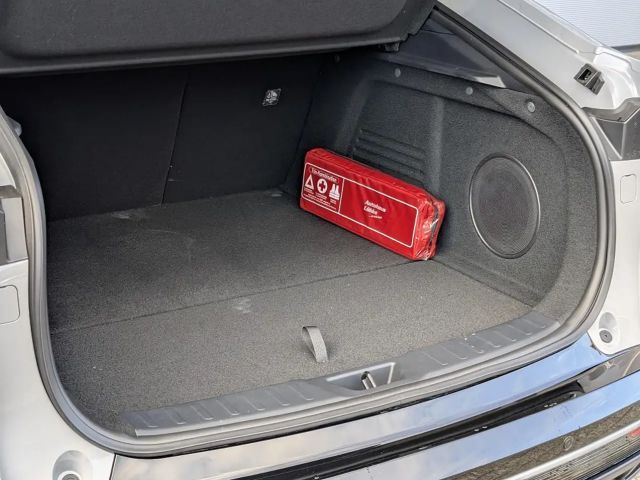 Mazda 6e Plus Takumi