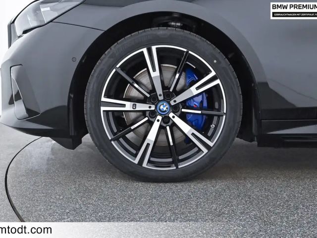 BMW i5 eDrive40