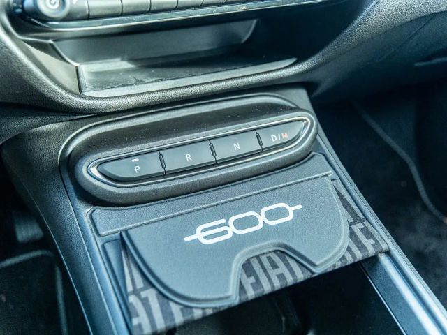 Fiat 600e Hybrid MY25