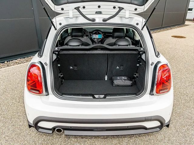 MINI Cooper 3-Tür. Aut Sportsitz Kamera DAB Navi 1VB