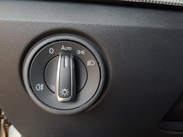 Volkswagen e-up! up! e-up Edition Clima SHZ Maps+More