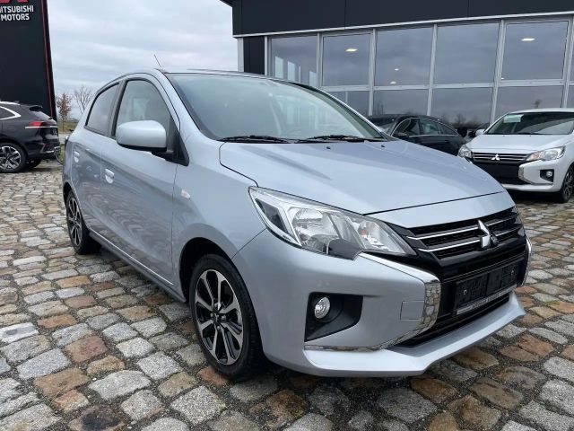 Mitsubishi Space Star Star