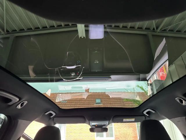 Ford Explorer Premium RWD