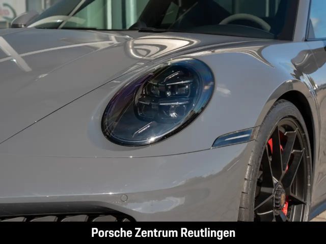 Porsche 992 4 Carrera Coupé GTS