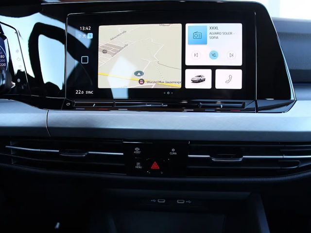 Volkswagen Golf DSG Life Variant