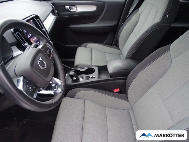 Volvo XC40 Core Recharge