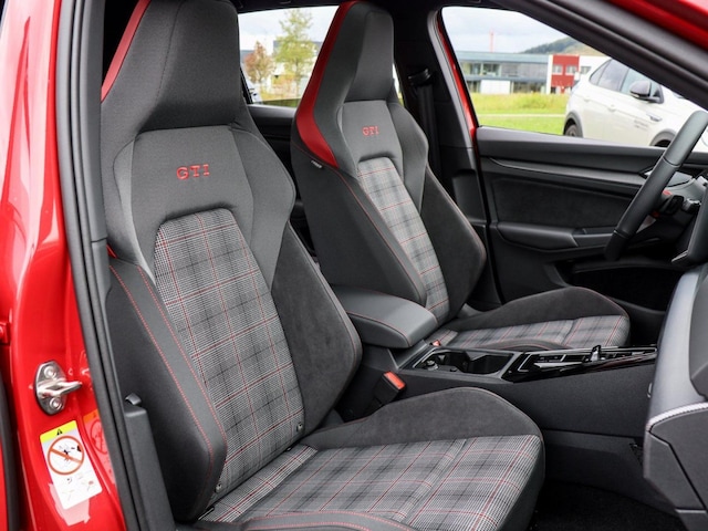 Volkswagen Golf 2.0 TSI DSG GTI