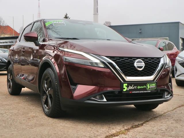 Nissan Qashqai DIG-T Tekna
