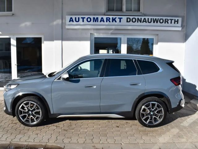BMW X1 xDrive23i Aut. xLine Abstand Navi AHK Keyless