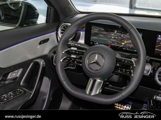 Mercedes-Benz A 200 AMG Line