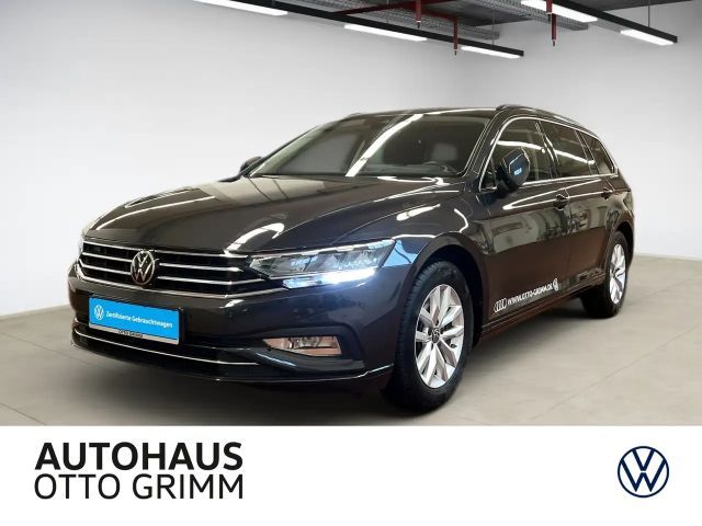 Volkswagen Passat 1.5 TSI Business DSG Variant