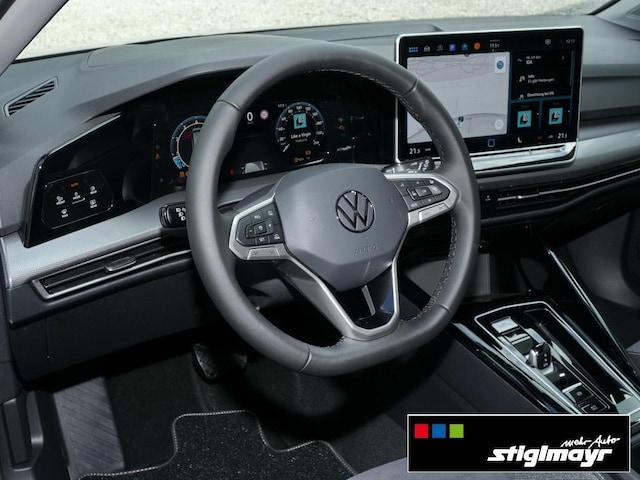 Volkswagen Golf DSG Style Variant