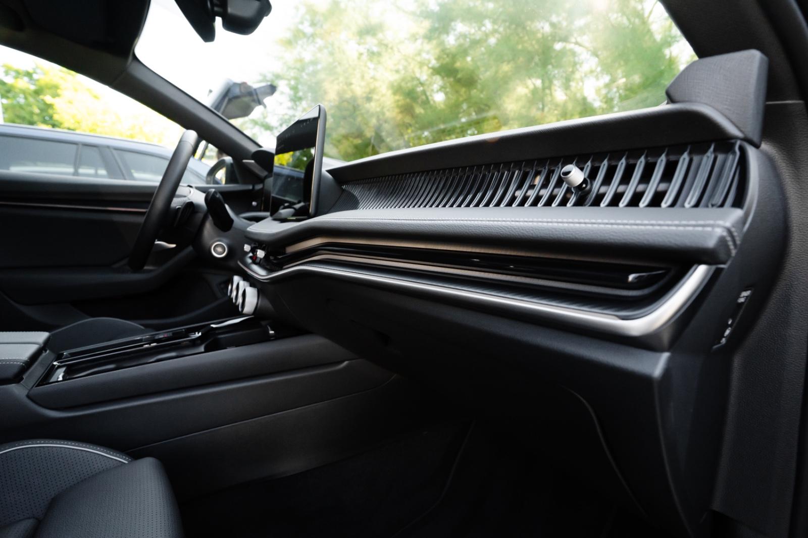 Skoda Superb 1.5 TSI Sportline iV