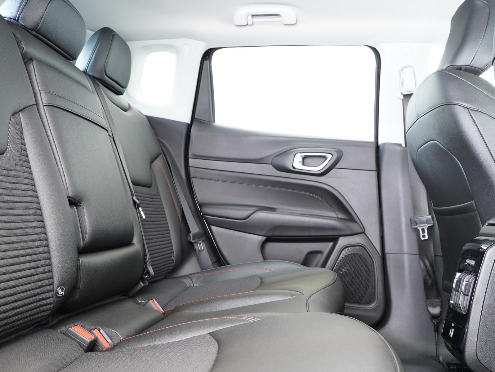 Jeep Compass Altitude Hybrid