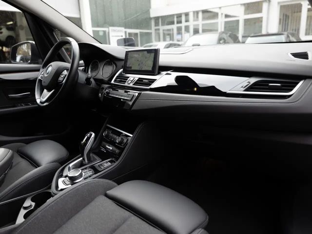 BMW 218 218d Gran Tourer Sport Line