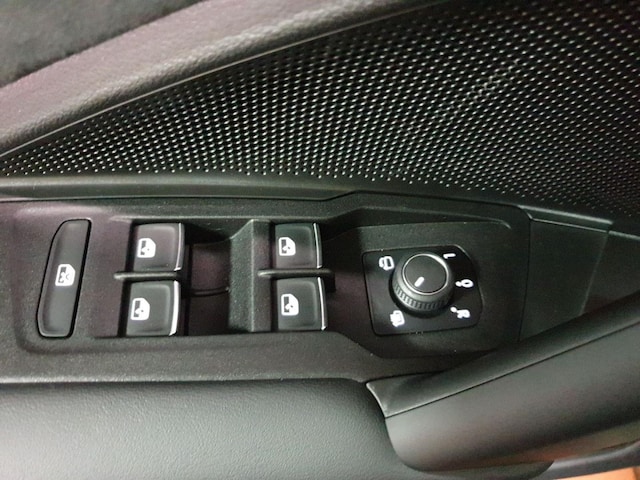 Volkswagen Tayron 2.0 TDI DSG R-Line