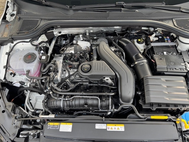 Volkswagen Golf 1.5 eTSI Variant