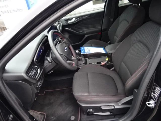 Ford Focus EcoBoost ST Line