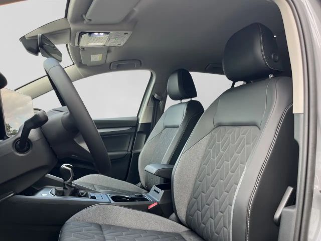 Volkswagen Golf 1.5 TSI IQ.Drive