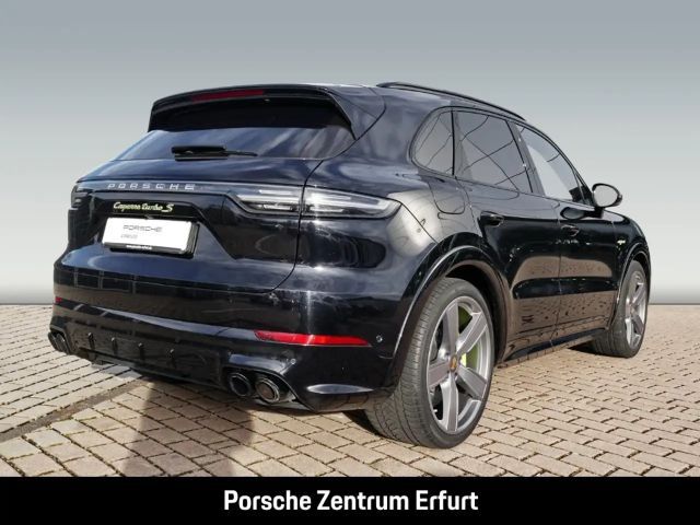 Porsche Cayenne E-Hybrid S Turbo