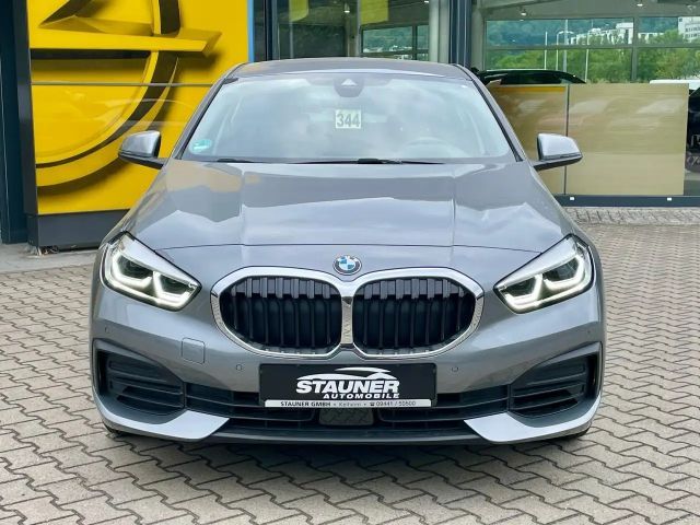 BMW 116 116i Advantage pakket Sedan