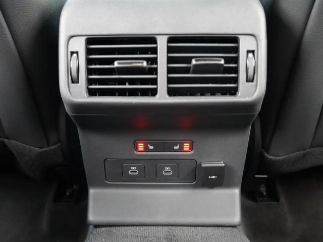 Land Rover Range Rover Velar P400e SE