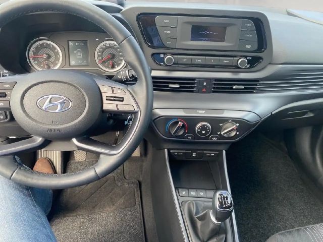 Hyundai Bayon Select