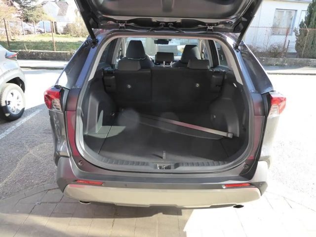 Toyota RAV4 Active Hybride