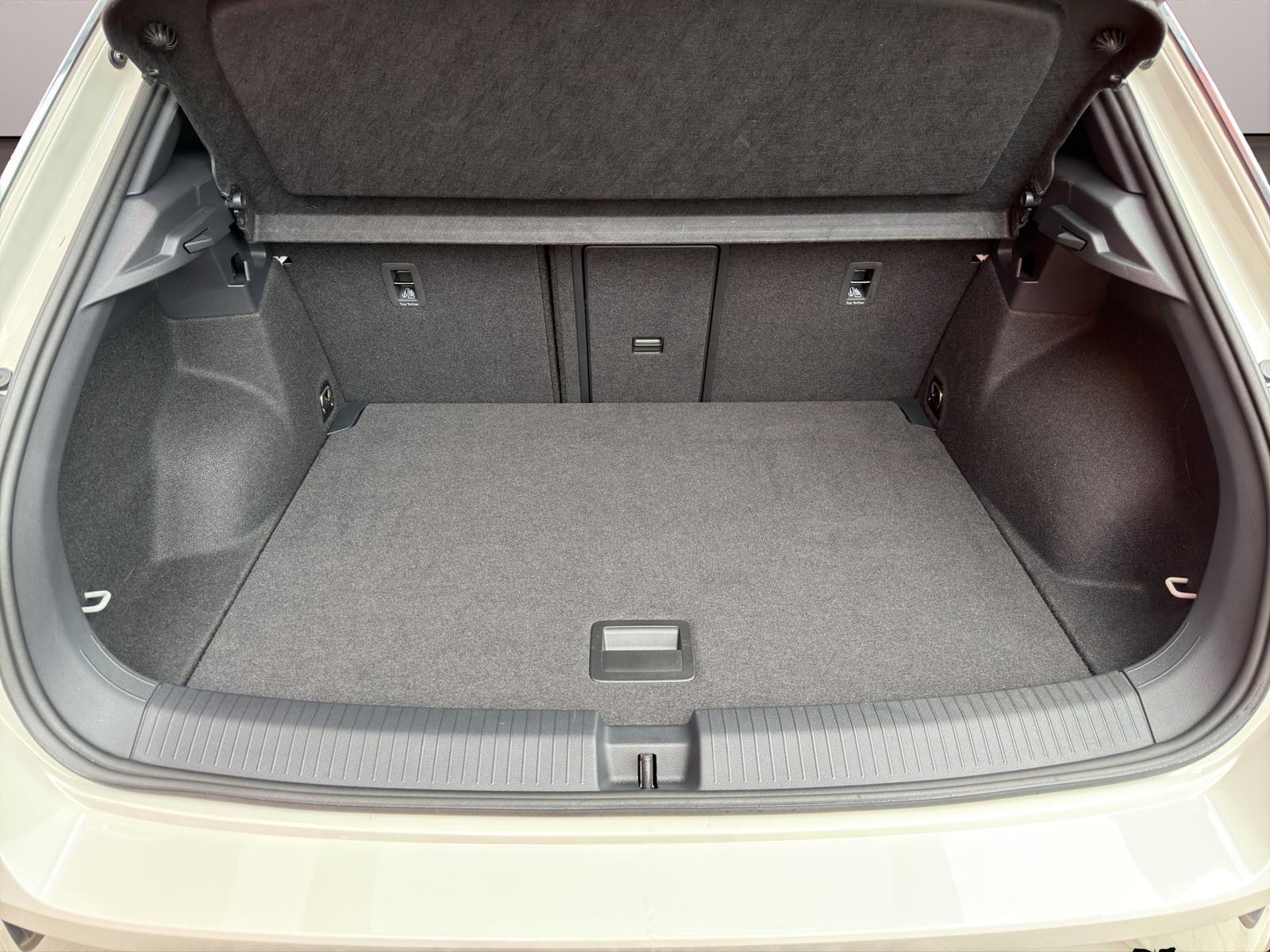 Volkswagen T-Roc 1.5 TSI DSG R-Line