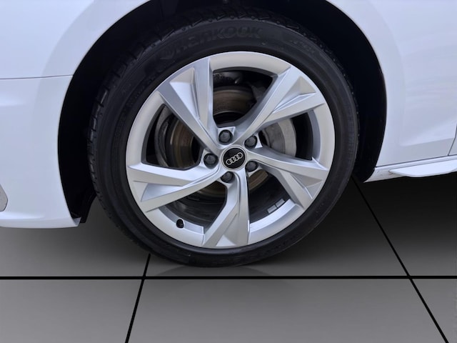 Audi A4 40 TDI Avant S-Line S-Tronic