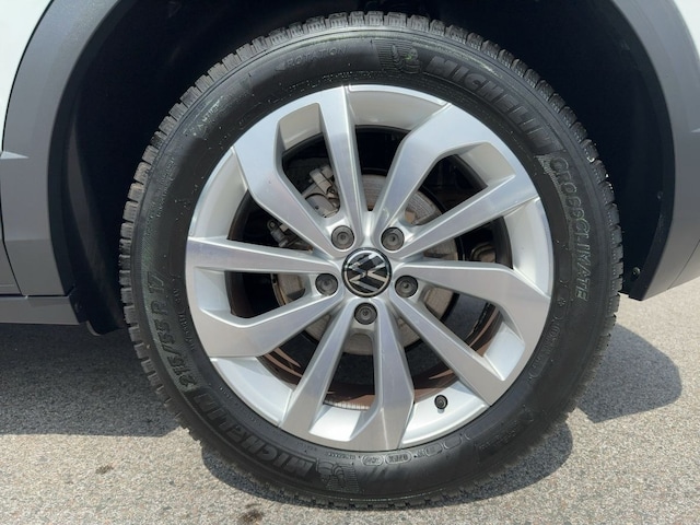 Volkswagen T-Roc T-Roc 1.5 TSI Style ab 3,99% ACC Navi LED-Matrix Park Ass. Lane Ass. Sitzh. DAB+