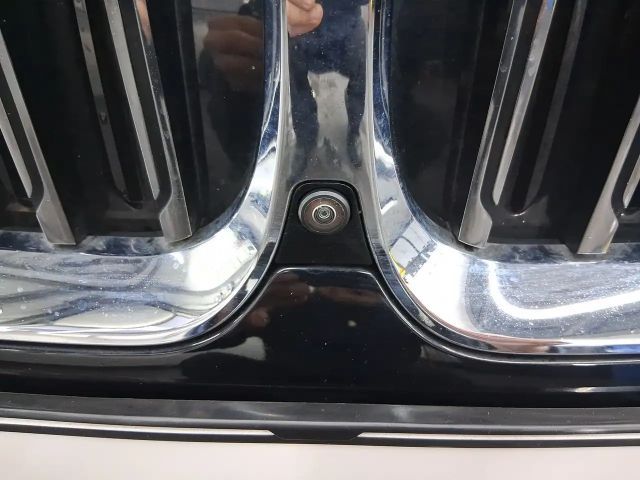 BMW 320 320d Luxury Line Sedan xDrive