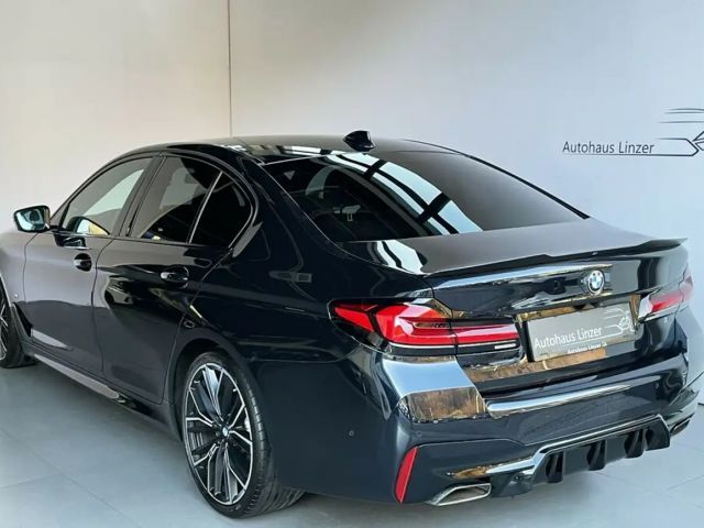 BMW 530 530d M-Sport Sedan xDrive